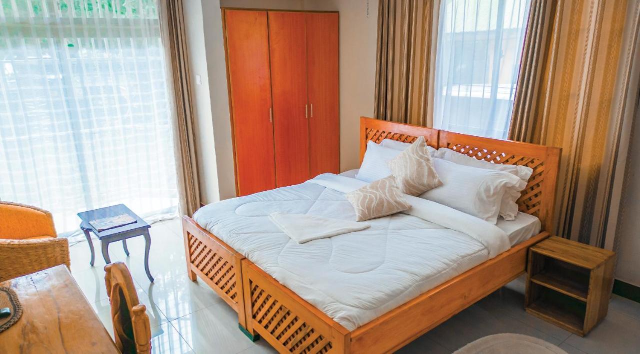 Runako Lodge Αρούσα Δωμάτιο φωτογραφία