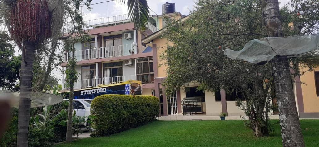 Runako Lodge Αρούσα Εξωτερικό φωτογραφία